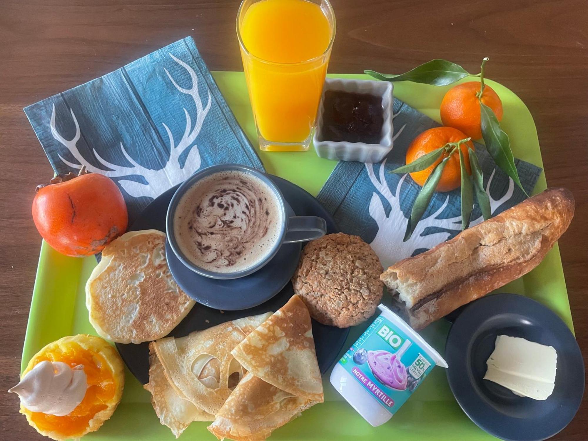 Un Petit Ilot De Confort - Made In Finland Monflanquin Eksteriør bilde